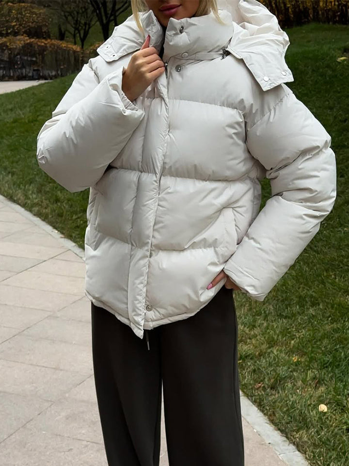 Damen Kurze winddichte Stepp‑Pufferjacke mit abnehmbarer Kapuze und hohem Stehkragen Drune