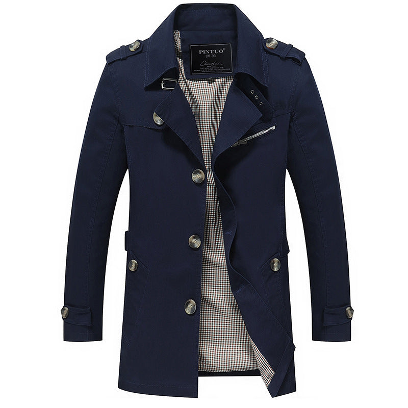 Herren Trenchcoat im Fieldstil mit Stehkragen, Schulterklappen und kariertem Innenfutter Drune