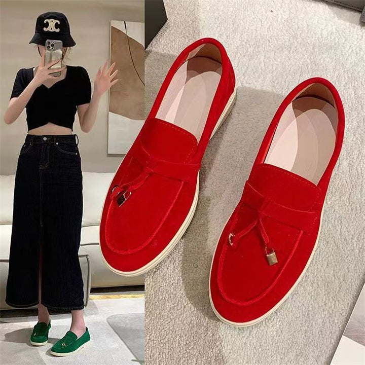 Damen Veloursleder Slipper mit dekorativer Quaste und profilierter Gummisohle Drune