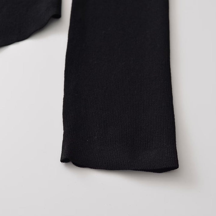 Damen Figurbetonte Rüschenbluse mit goldfarbenen Zierknöpfen und asymmetrischem Peplum Drune