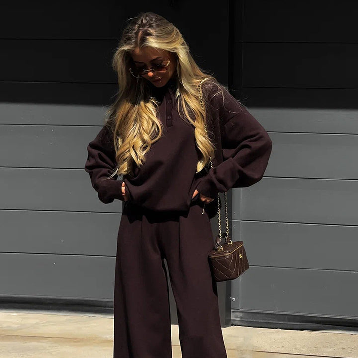 Damen Loungewear-Kombination mit lockerem Poloshirt und weitem Hosen Drune