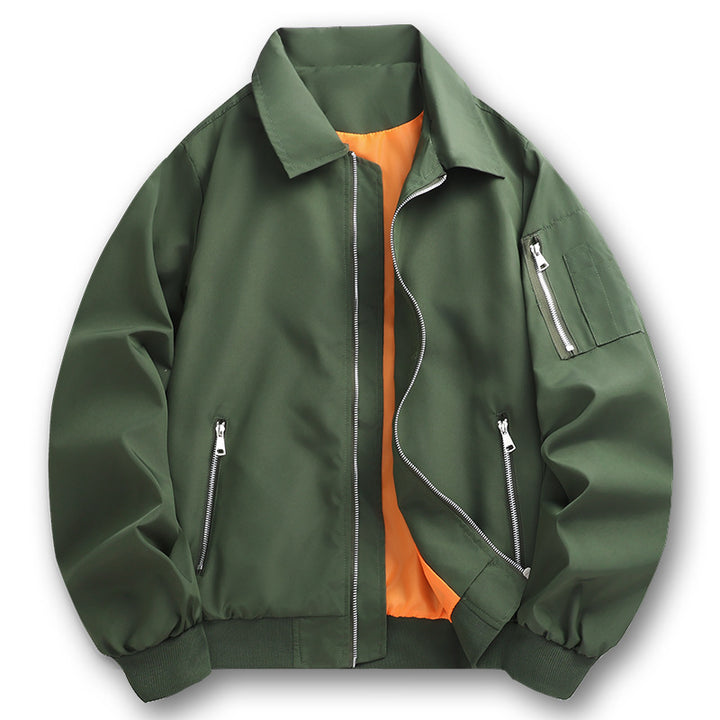 Herren Leichter Twill-Bomber mit kontrastierendem Futter, Reißverschlusstaschen und Ärmeltasche Drune