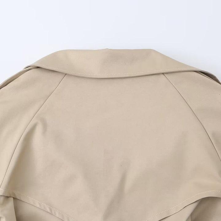 Damen Cropped Trenchjacke mit Taillengürtel, breitem Revers und Cape-Detail Drune