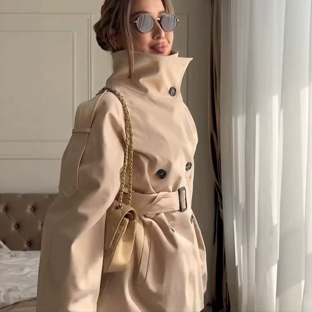 Damen Kurzer Boxy-Trenchcoat mit hohem Stehkragen, doppelreihiger Front & Taillengürtel Drune