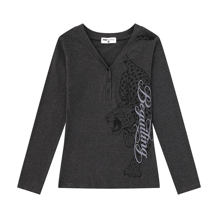 Damen Langarm-Henleyshirt mit V-Ausschnitt und großflächigem Panther-Print Drune