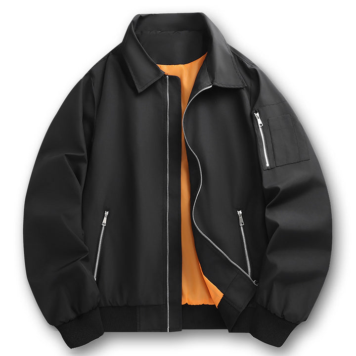 Herren Leichter Twill-Bomber mit kontrastierendem Futter, Reißverschlusstaschen und Ärmeltasche Drune
