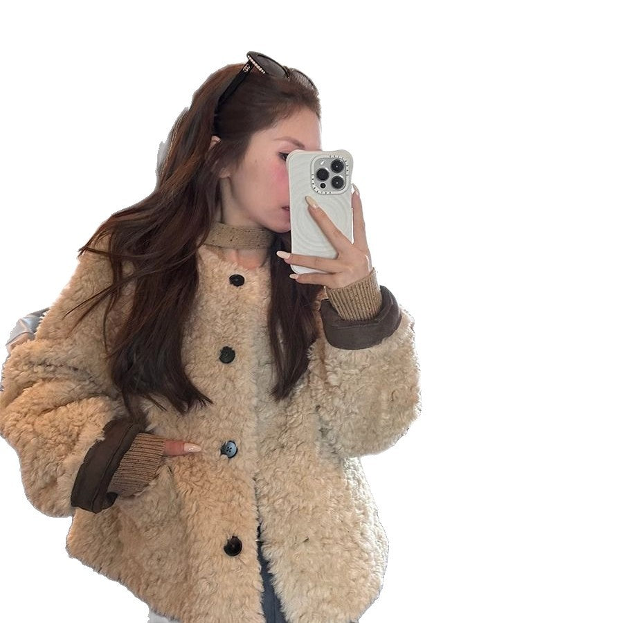 Damen Kuscheliger Plüschjacke mit Knopfdetails Drune