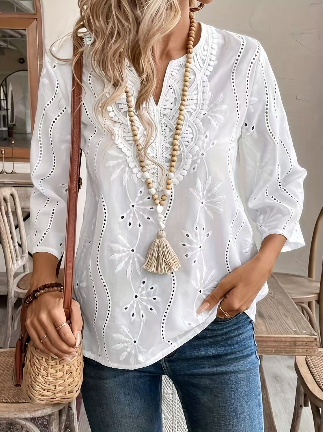 Damen Bluse mit besticktem Design und luftiger Passform Drune