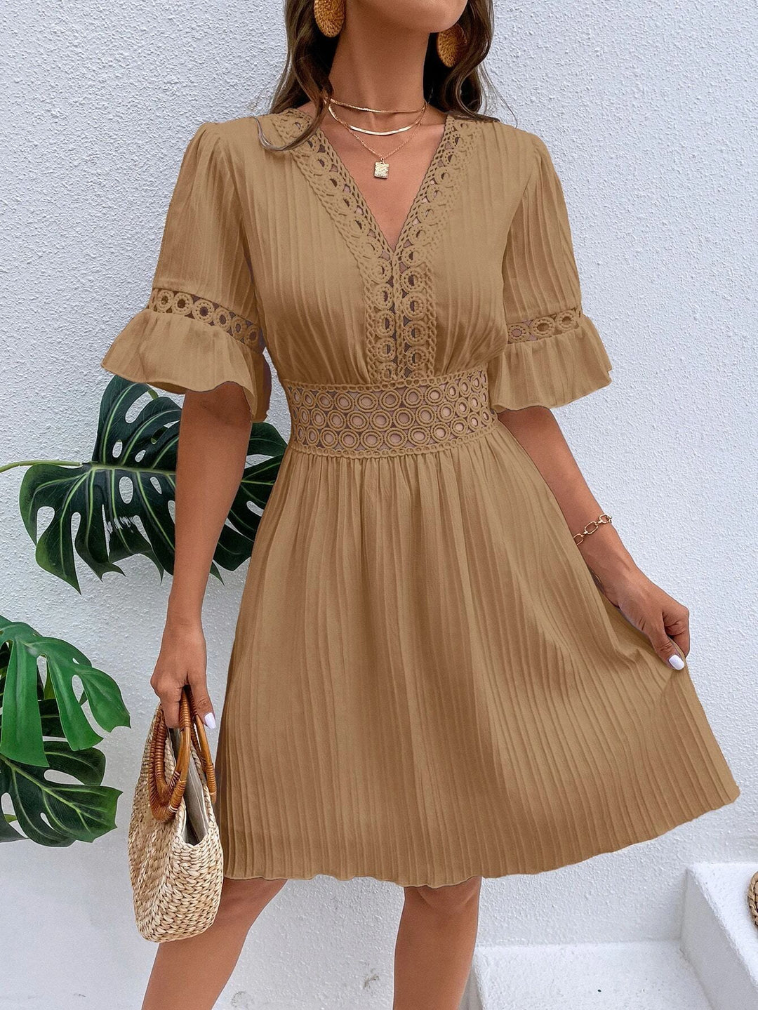 Damen Midikleid mit Plissee, Spitzeneinsatz in der Taille und Volantärmeln Drune