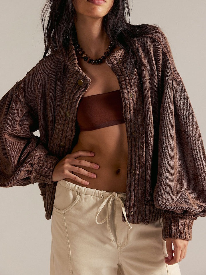 Damen Modische Strickjacke mit Knopfdetails