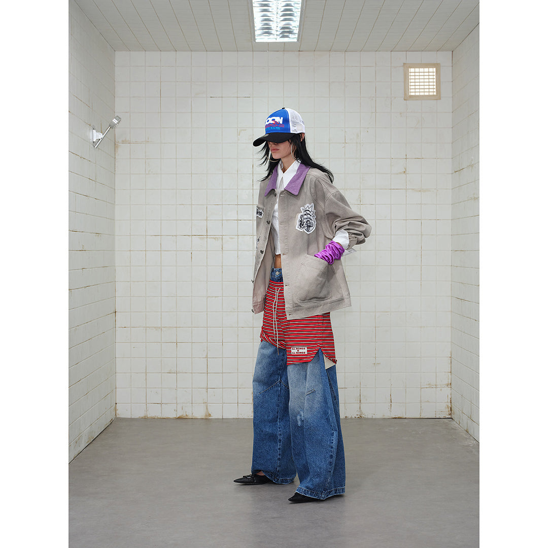 Unisex Kastig geschnittene Chorejacke aus Baumwollcanvas mit artistischen Patch Applikationen und Cordkragen Drune