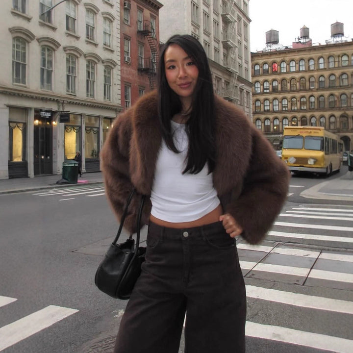 Damen Kurzmantel aus veganem Hochflor-Fauxfur mit Oversize-Schalkragen Drune