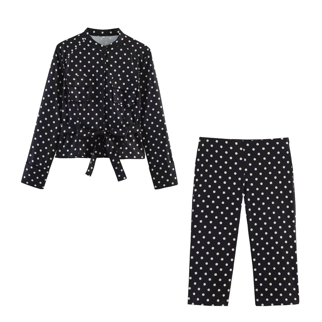 Damen Gepunktete Taillierte Blusenjacke mit Stehkragen, Brusttaschen und Taillenband Drune