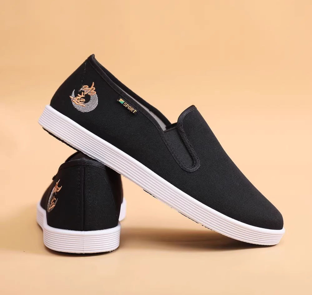 Herren Baumwoll-Slip-On mit gesticktem Motiv und rutschfester Gummisohle Drune