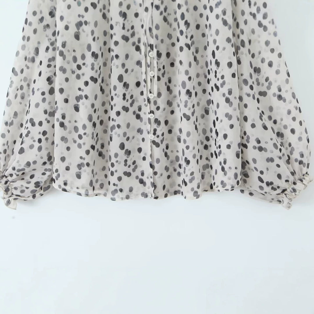Damen Transparente Chiffonbluse mit Tupfenprint, Stehkragen und voluminösen Rüschenärmeln Drune