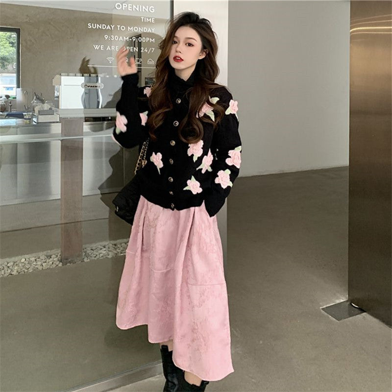 Damen Strickjacke mit kunstvollem Blumenmuster und Knopfverschluss Drune