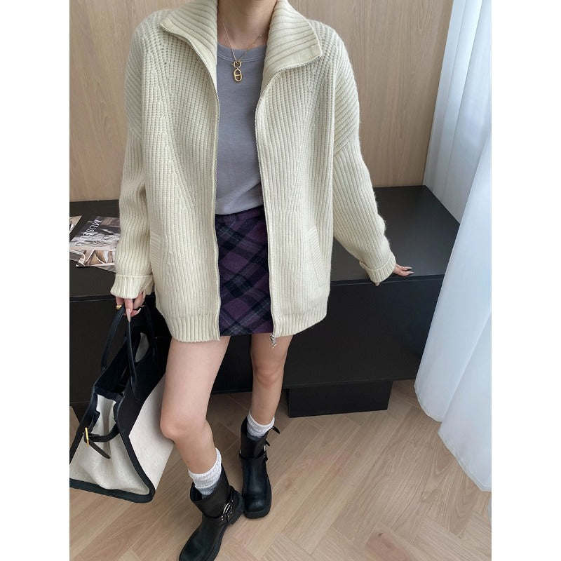 Damen kurzer Strickjacke mit großem Kragen und lockerer Passform Drune