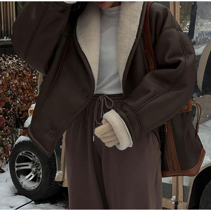 Damen modische Kunstlederjacke mit weich gefüttertem Kragen Drune