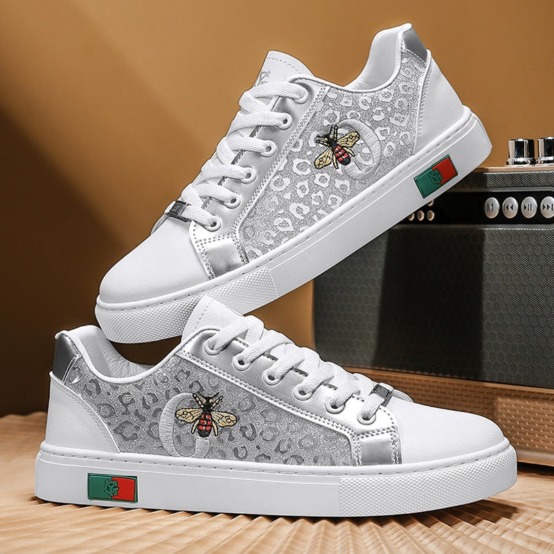 Damen modische Plateausneaker mit gestickter Bienenapplikation und dezenter Animalprägung Drune