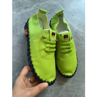 Damen  leichte Alltags-Slipper-Sneaker mit verdeckter Schnürung, elastischem Einstieg und griffiger Trailsohle Drune