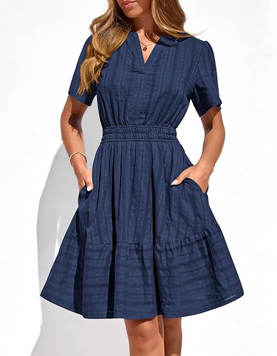 Damen Tailliertes Stufen-Midikleid mit Smokbund, V‑Ausschnitt und Eingrifftaschen Drune