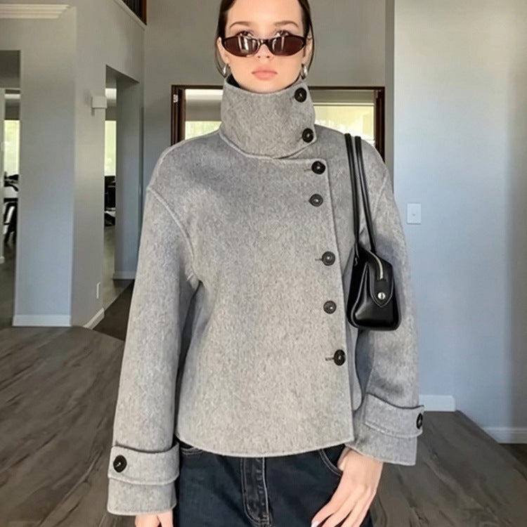 Damen Kurzer Wollmix-Mantel mit asymmetrischer Knopfleiste und hohem Stehkragen Drune