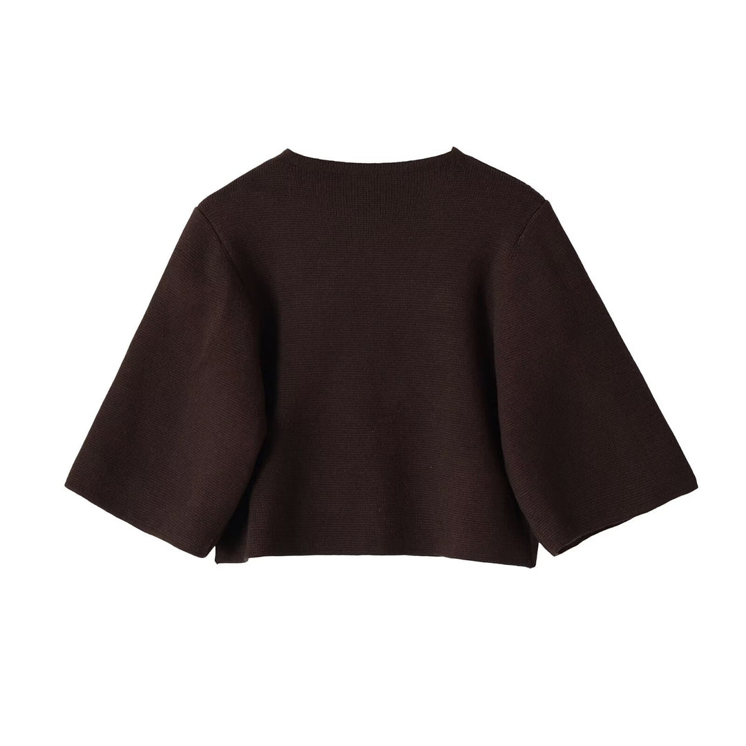 Damen Kurzcape-Strickjacke mit überschnittenen Ärmeln und bezogenen Zierknöpfen Drune