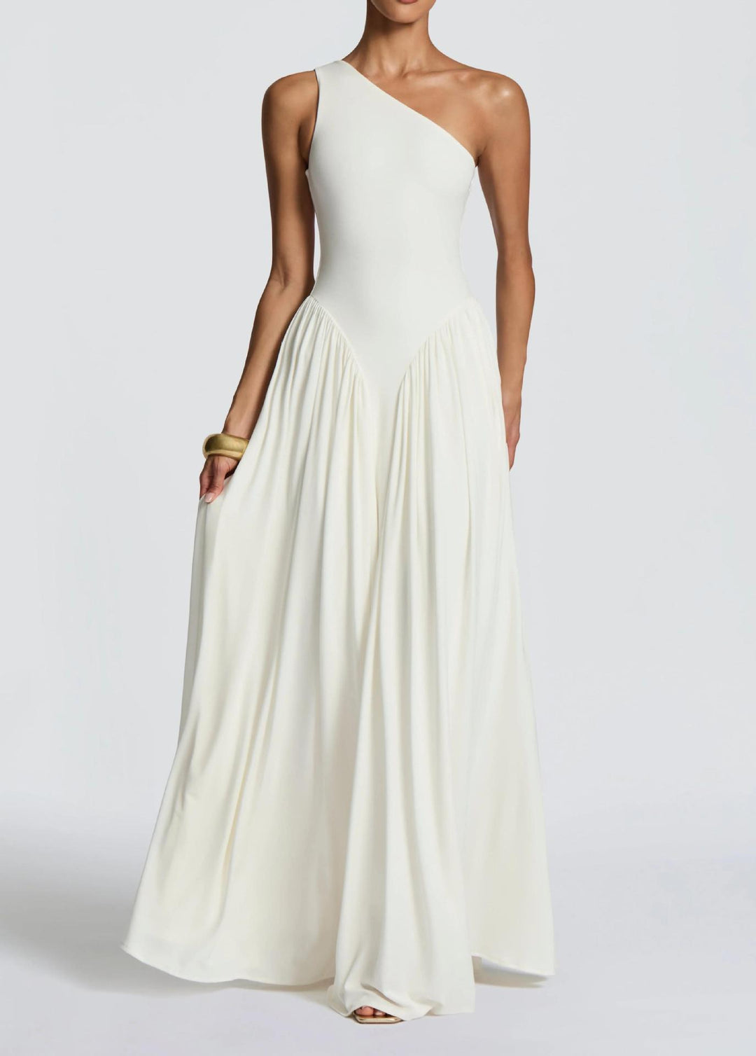 Damen Maxi-Kleid mit schulterfreiem Design und fließendem Stoff Drune