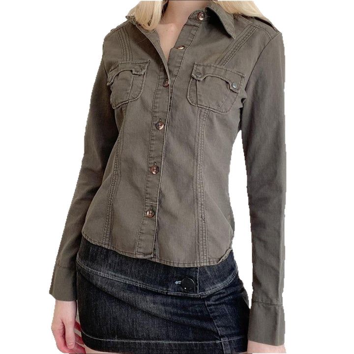 Damen Taillierte Hemdjacke mit Brusttaschen und markanter Nahtführung Drune