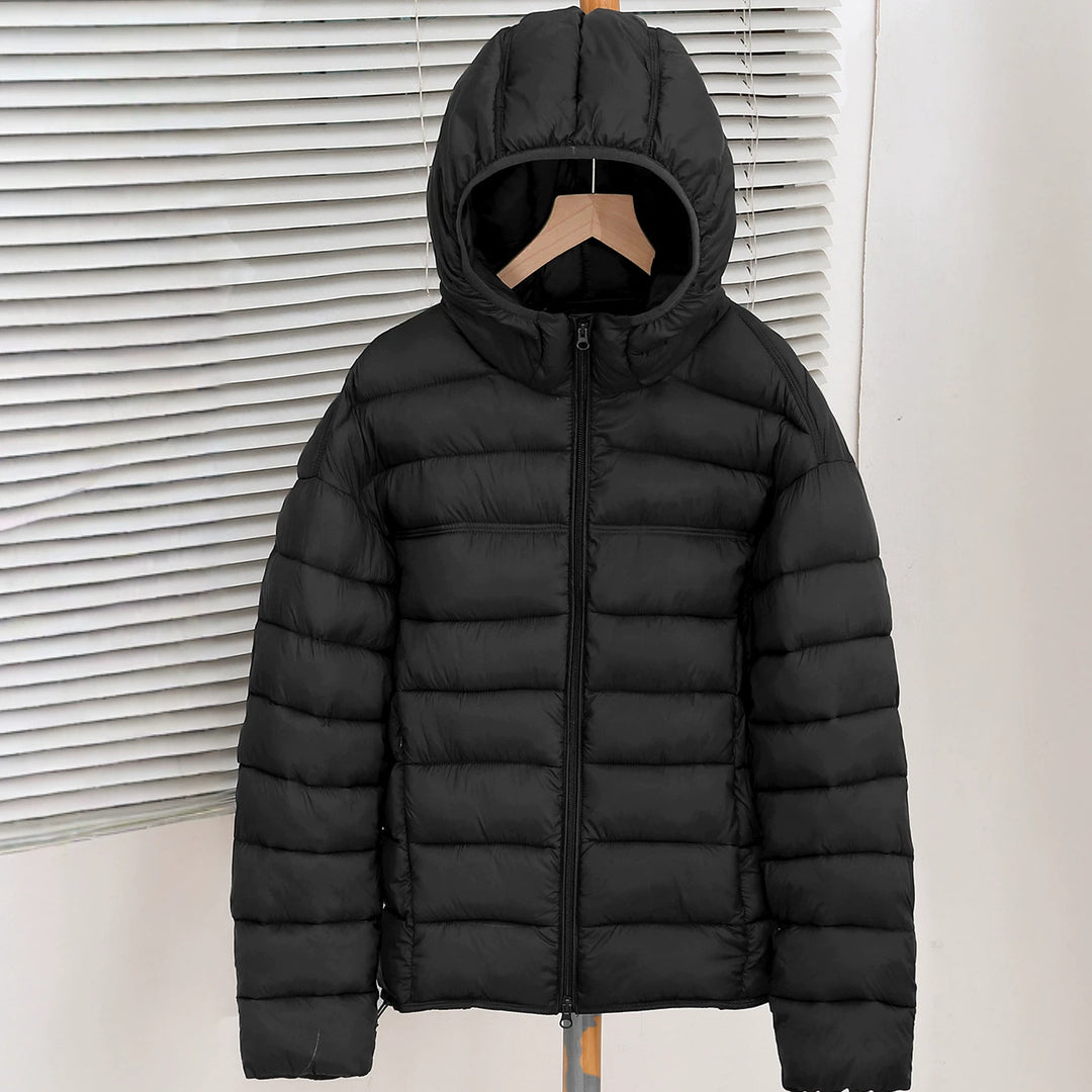 Damen Leichte Kapuzen‑Pufferjacke mit schmaler Quersteppung und ergonomischer Kapuze Drune
