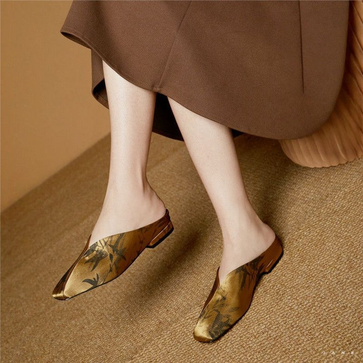 Damen fersenfreie spitz zulaufende Jacquard-Mules mit floralem Metallic‑Muster und flachem Absatz Drune