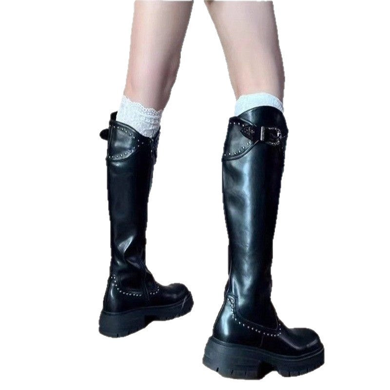 Damen kniehohe klobige Plateau-Bikerstiefel mit Nieten und Schnallenriemen Drune