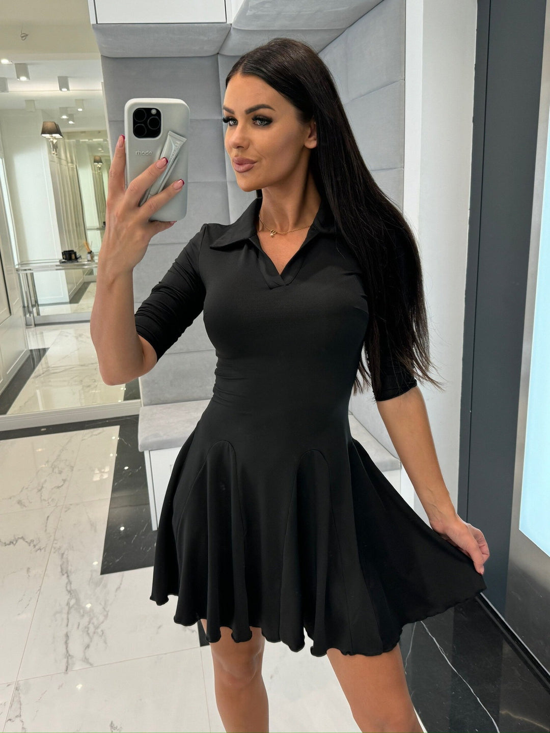 Damen Sportliches Kleid mit Polokragen und schwingendem Rock Drune
