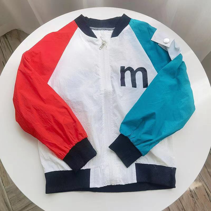 Unisex nan atmungsaktive Kinder-UV-Schutzjacke mit A-Linien-Schnitt, Kapuze und Daumenlöchern Drune
