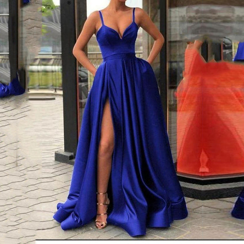 Drune | Figurformendes einfarbiges Spaghettiträger-Train-Abend-Satin-Kleid