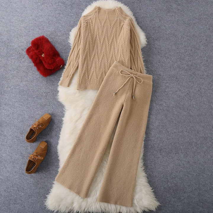 Damen gemütliches Strickensemble mit raffiniertem Zopfmuster Drune