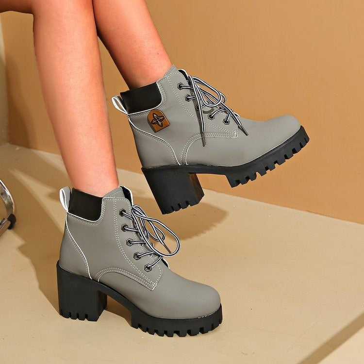 Damen Chunky Heel Combat Boots mit robuster Sohle und stilvollem Schnürung Drune