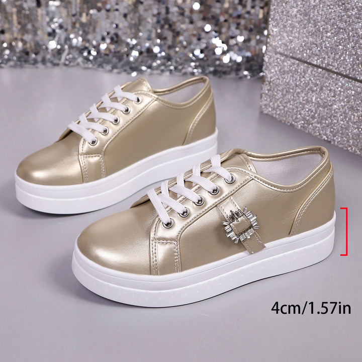 Damen Plateau‑Sneaker mit Metallic‑Obermaterial, dekorativer Strass‑Schließe und gepolsterter Komfortsohle Drune