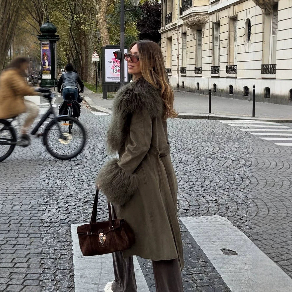 Damen Midilanger Bindemantel aus Veloursleder‑Optik mit Oversize-Fellkragen und voluminösen Fellmanschetten Drune