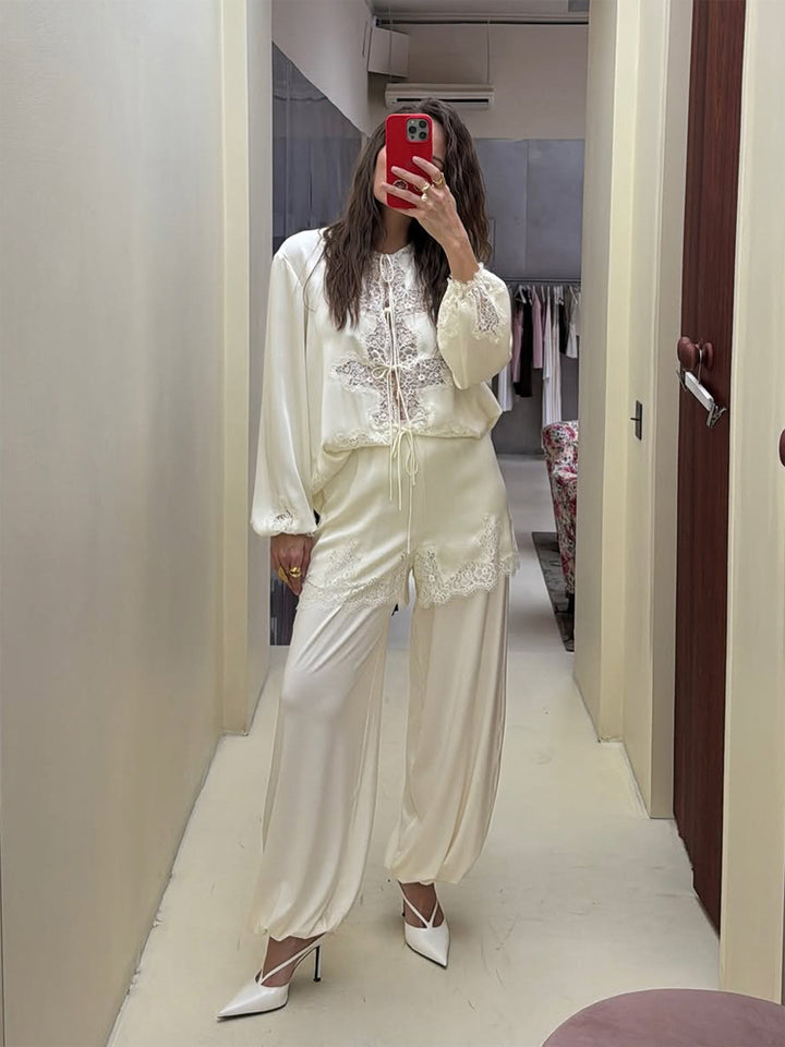 Damen Satin-Loungewear-Set mit Spitzenbesatz, Tunnelzugtop und ballonierten Palazzahosen Drune