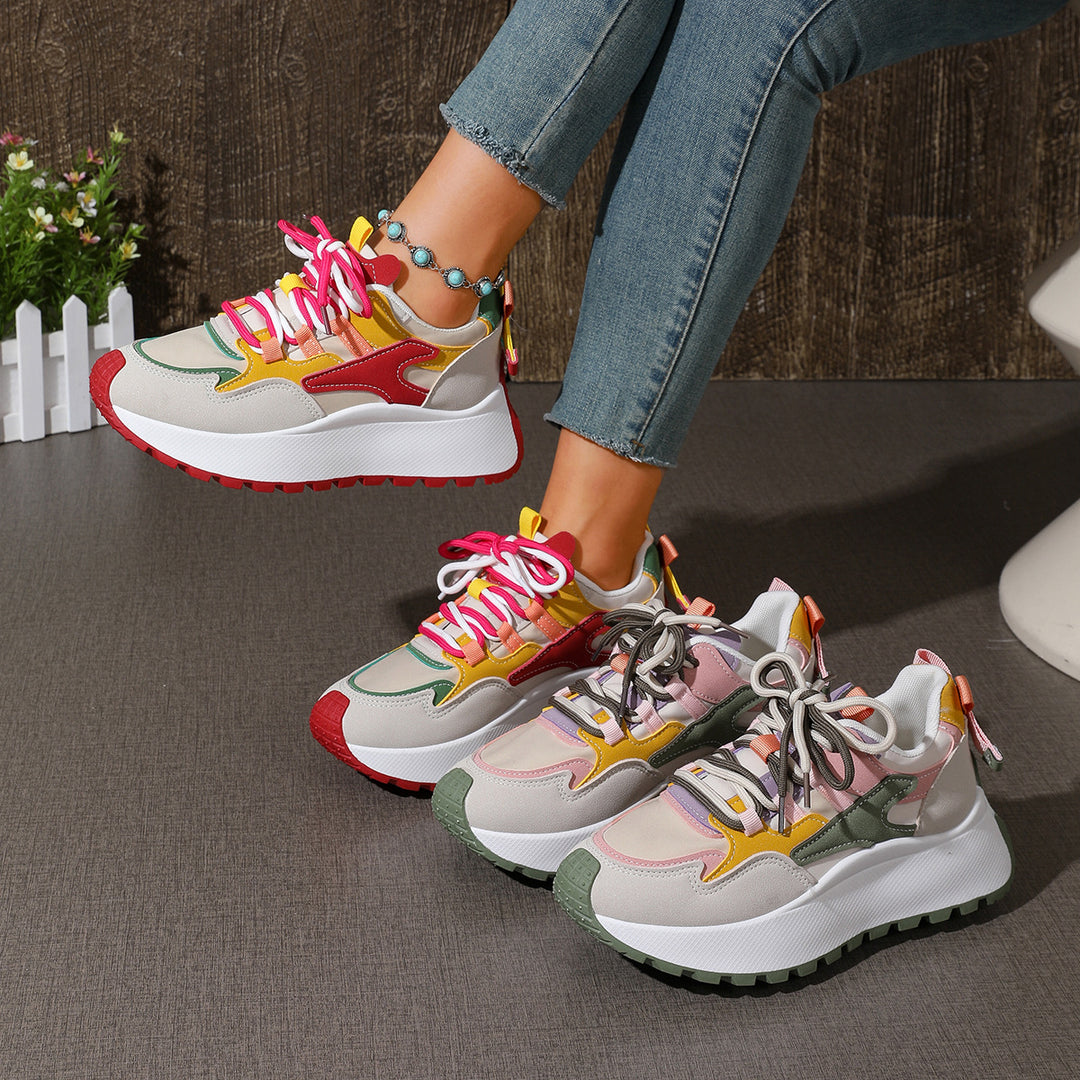 Damen Plateau-Sneaker mit mehrlagigem Obermaterial, gepolsterter Ferse und griffiger Profilsohle Drune