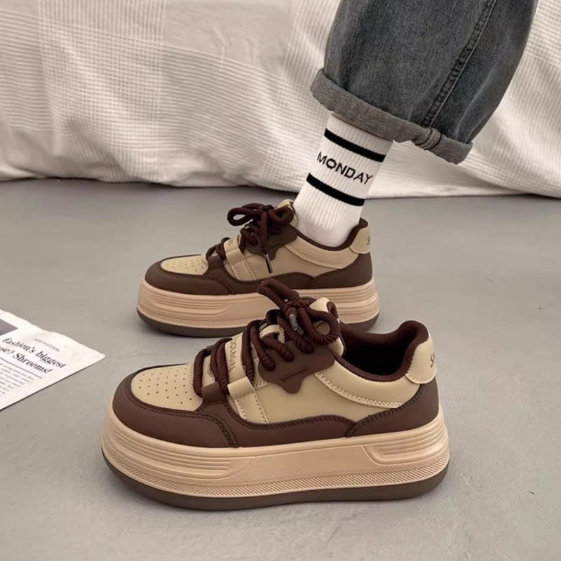 Damen Sportliche Plateau-Sneaker mit elastischen Schnürsenkeln und dämpfender Sohle Drune