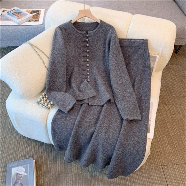 Damen Strickensemble mit dekorativen Knopfdetails und elegantem Schnitt Drune