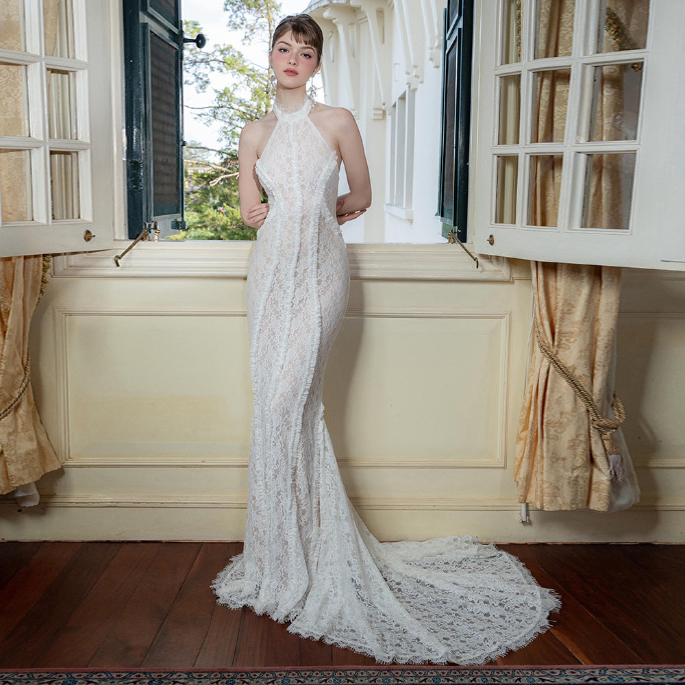 Damen Hochwertiges Spitzenabendkleid mit elegantem Kragen und transparenten Details Drune