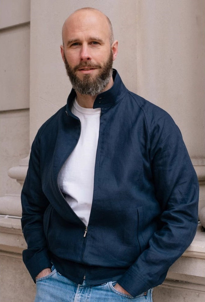 Herren leichte Steppjacke mit hohem Kragen und praktischen Taschen Drune