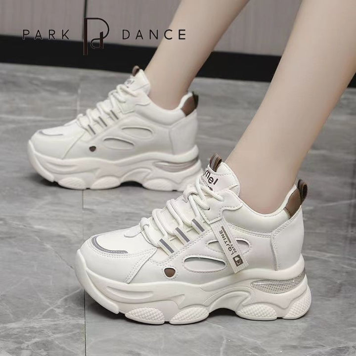 Damen Sportliche Sneakers mit luftiger Mesh-Oberfläche und robuster Sohle Drune