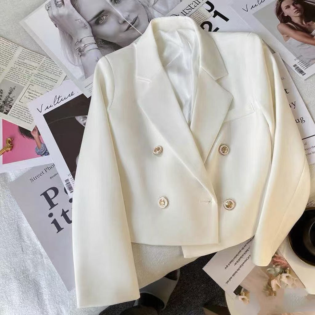 Damen Kurz geschnittener Blazer mit dekorativen Knöpfen Drune