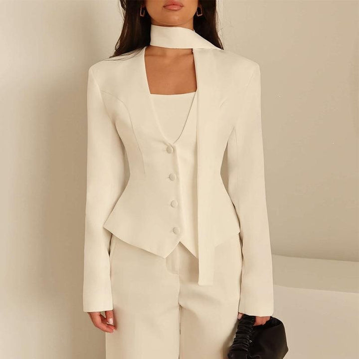 Damen Taillierter Blazer mit Bindeschal und figurbetonter Weste Drune