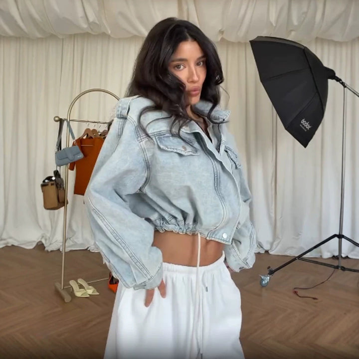 Damen Cropped-Denimjacke mit Tunnelzug, kastiger Oversize-Silhouette & Pattentaschen Drune