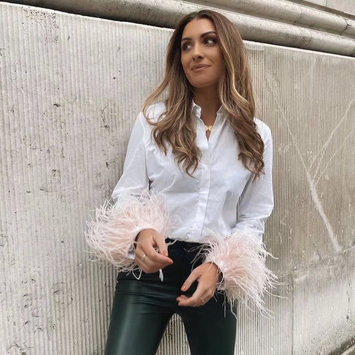 Damen Elegante Baumwollbluse mit Federbesatz an Manschetten und klassischem Hemdkragen Drune